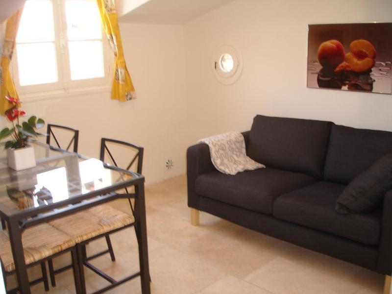 ואלבון Hotel Les Armoiries מראה חיצוני תמונה